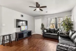 1106 Chandler Dr, Rock Hill, SC 29732 - Photo 3