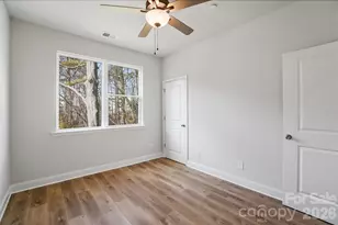 343 Gray Dr, Charlotte, NC 28213 - Photo 29