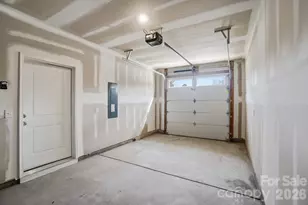 343 Gray Dr, Charlotte, NC 28213 - Photo 41