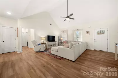 3073 Meadowcrest Drive, Clover, SC 29710 - Photo 11