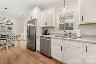 3073 Meadowcrest Dr, Clover, SC 29710 - Photo 15