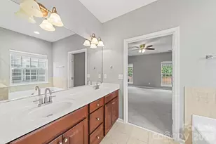 3342 Park South Station Blvd, Charlotte, NC 28210 - Photo 23