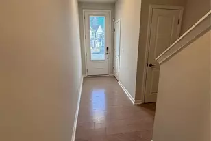 5200 Somerset Hill Ln, Charlotte, NC 28269 - Photo 3