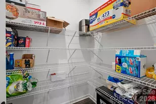 8928 Morning Mist Rd, Charlotte, NC 28215 - Photo 11