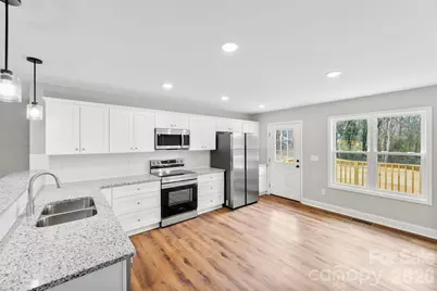 119 S Hill Avenue, Albemarle, NC 28001 - Photo 9