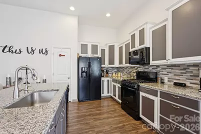 10323 Kempsford Drive, Charlotte, NC 28262 - Photo 7