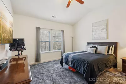 10323 Kempsford Drive, Charlotte, NC 28262 - Photo 9