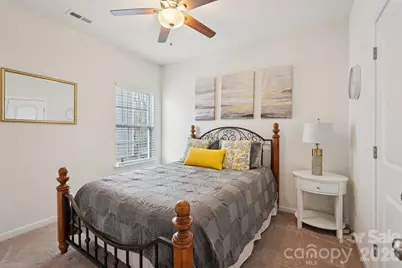 10323 Kempsford Drive, Charlotte, NC 28262 - Photo 11