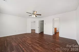 1205 Jordans Pond Ln, Charlotte, NC 28214 - Photo 7