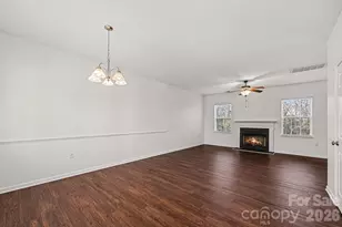 1205 Jordans Pond Ln, Charlotte, NC 28214 - Photo 9