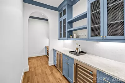 4715 Montclair Avenue, Charlotte, NC 28211 - Photo 13