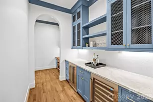 4715 Montclair Ave, Charlotte, NC 28211 - Photo 13