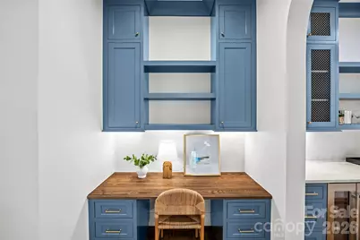 4715 Montclair Avenue, Charlotte, NC 28211 - Photo 15