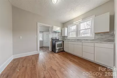 319 Martin Street, Shelby, NC 28150 - Photo 9