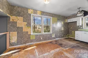 6200 Cross Creek Ln, Charlotte, NC 28212 - Photo 5