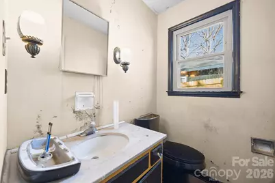 6200 Cross Creek Lane, Charlotte, NC 28212 - Photo 11