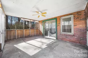 6200 Cross Creek Ln, Charlotte, NC 28212 - Photo 19