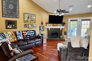 101 Rivercliff Dr, Hudson, NC 28638 - Photo 3