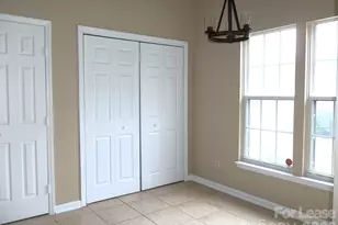 115 W Bank Dr, Charlotte, NC 28214 - Photo 7