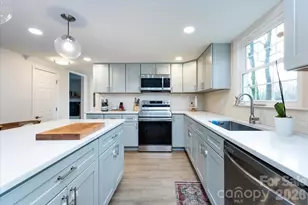 7142 Cardigan Ave, Charlotte, NC 28215 - Photo 15