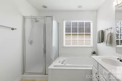 9832 Ashburton Drive, Charlotte, NC 28216 - Photo 29