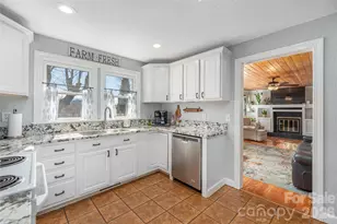 110 Dillingham Cir, Asheville, NC 28805 - Photo 7