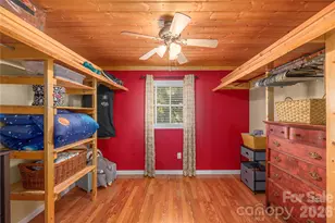 110 Dillingham Cir, Asheville, NC 28805 - Photo 15