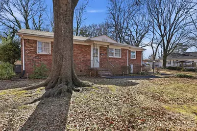 324 17th Avenue NE, Hickory, NC 28601 - Photo 5