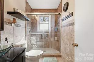 324 17th Ave NE, Hickory, NC 28601 - Photo 25