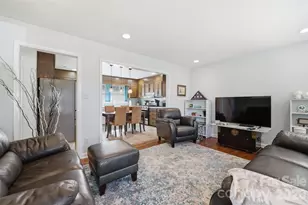 324 17th Ave NE, Hickory, NC 28601 - Photo 11