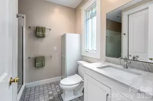 9 Dianthus Dr, Asheville, NC 28803 - Photo 33