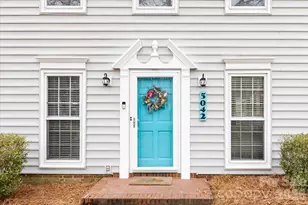 5042 Virginian Ln, Charlotte, NC 28226 - Photo 3