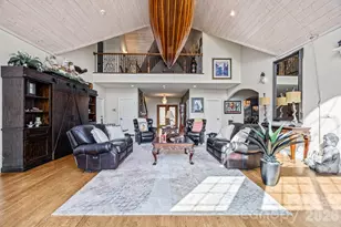 410 Lamp Post Dr, Zirconia, NC 28790 - Photo 11