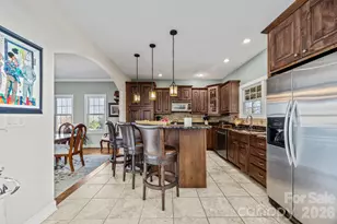 410 Lamp Post Dr, Zirconia, NC 28790 - Photo 5