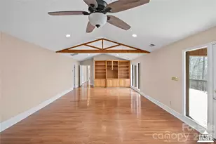 16631 Harbor View Rd, Charlotte, NC 28278 - Photo 15