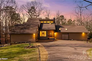 16631 Harbor View Rd, Charlotte, NC 28278 - Photo 3