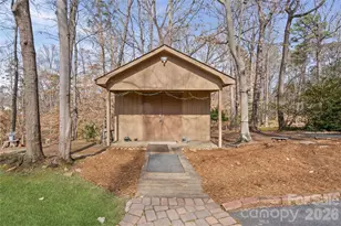 16631 Harbor View Rd, Charlotte, NC 28278 - Photo 31