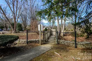 8 Lakemoor Ln, Hendersonville, NC 28739 - Photo 41