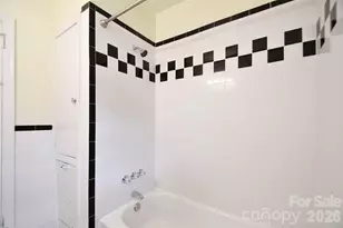 3012 Hanson Dr, Charlotte, NC 28207 - Photo 15