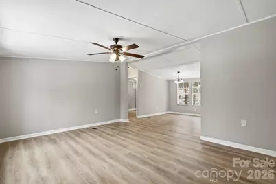 517 Ridgeway Place SW, Lenoir, NC 26845 - Photo 7