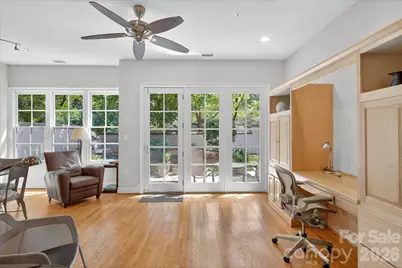 306 Wendover Heights Circle, Charlotte, NC 28211 - Photo 15