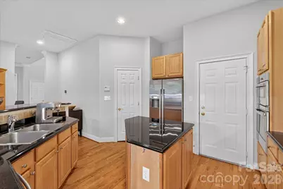 306 Wendover Heights Circle, Charlotte, NC 28211 - Photo 21