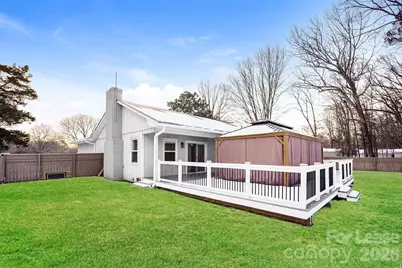 305 Camelot Drive, Statesville, NC 28625 - Photo 15