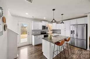 717 Lexington Dr, Albemarle, NC 28001 - Photo 1