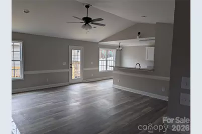 4178 Saltwood Drive, Hickory, NC 28602 - Photo 3