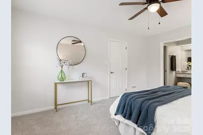 9453 Kings Falls Drive, Charlotte, NC 28210 - Photo 21