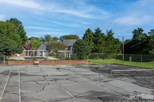 9453 Kings Falls Dr, Charlotte, NC 28210 - Photo 27