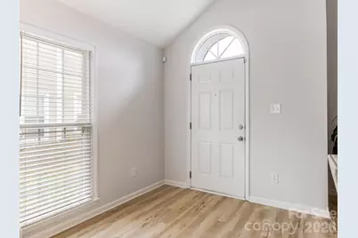 9453 Kings Falls Drive, Charlotte, NC 28210 - Photo 3