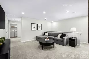 411 Laney Farms Dr, Pageland, SC 29728 - Photo 7