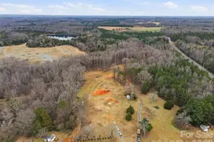 9729-B Flowes Store Rd, Midland, NC 28107 - Photo 19